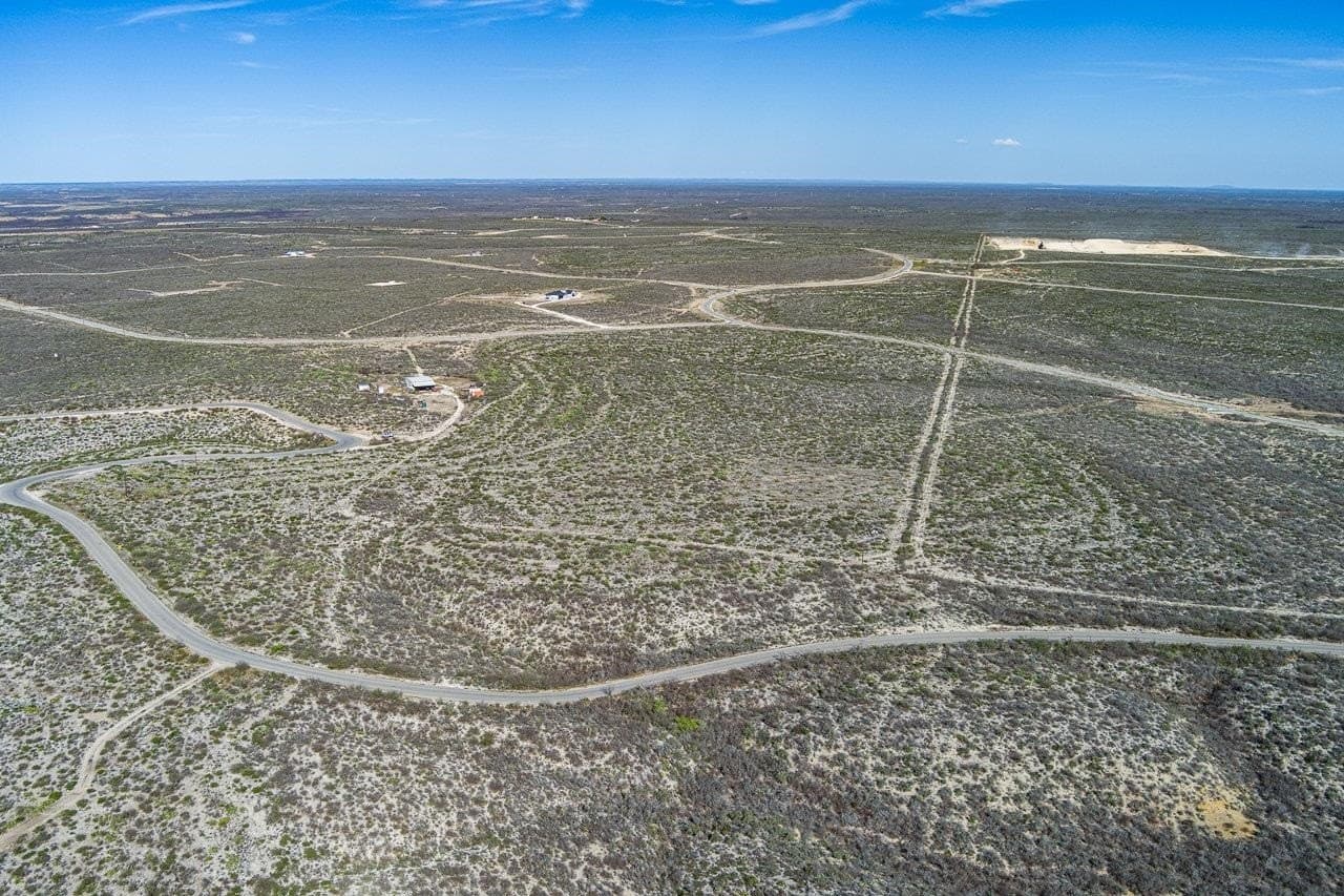 15.77 acres in Val Verde County - photo 7