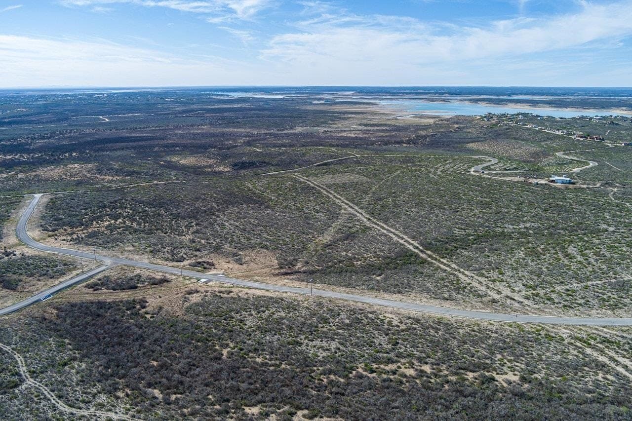 15.77 acres in Val Verde County - photo 13
