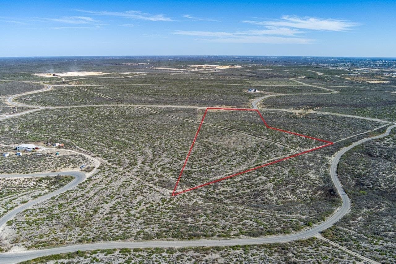 15.77 acres in Val Verde County - photo 5