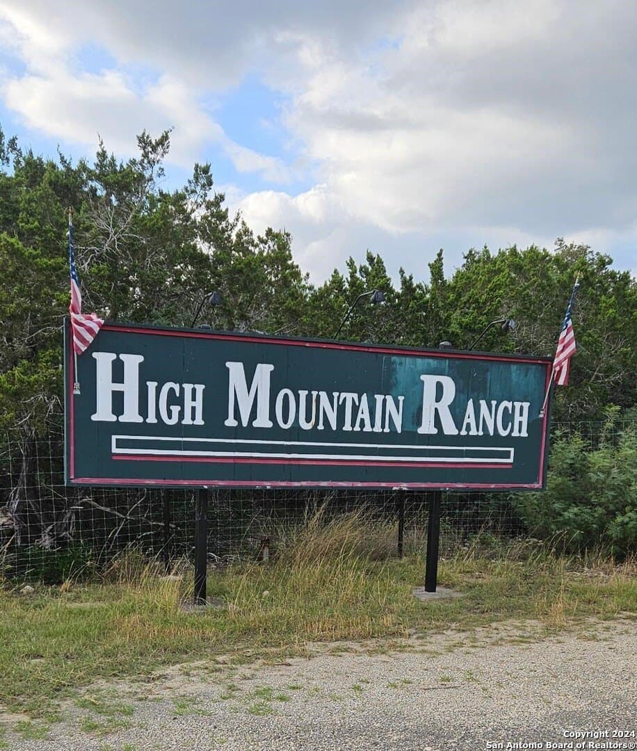 5.01 acres in Medina County - photo 2