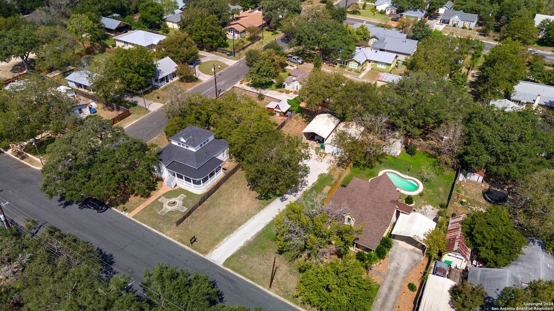 0.26 acres in Kendall County - photo 9