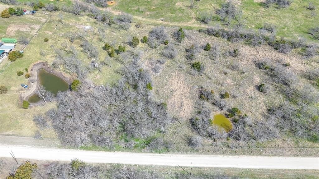 3.74 acres in Navarro County - photo 3