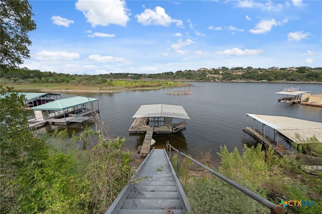 81 acres in Travis County - photo 30