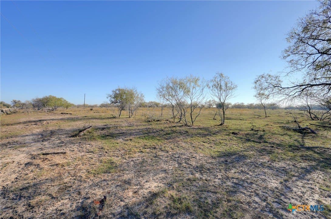 28 acres in Gonzales County - photo 3