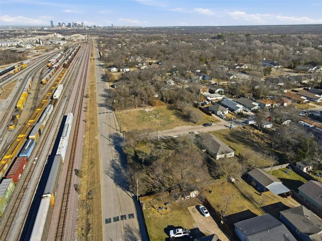 0.38 acres in Dallas County - photo 14