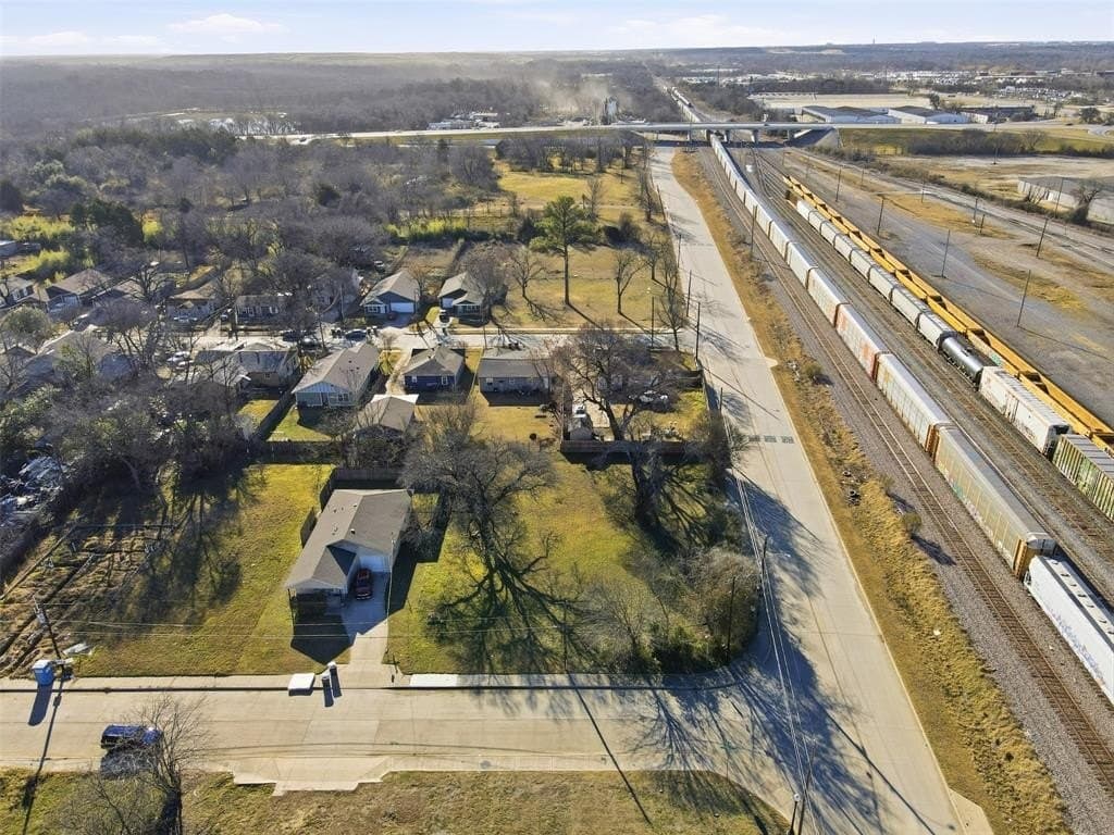 0.38 acres in Dallas County - photo 6