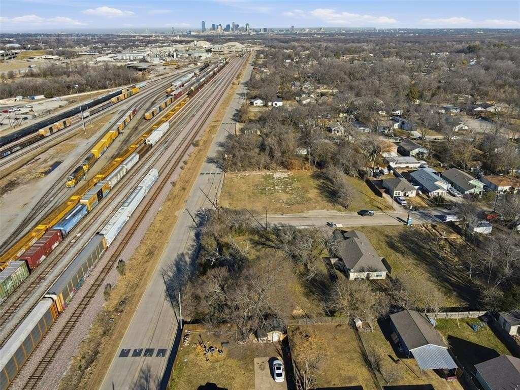 0.38 acres in Dallas County - photo 15