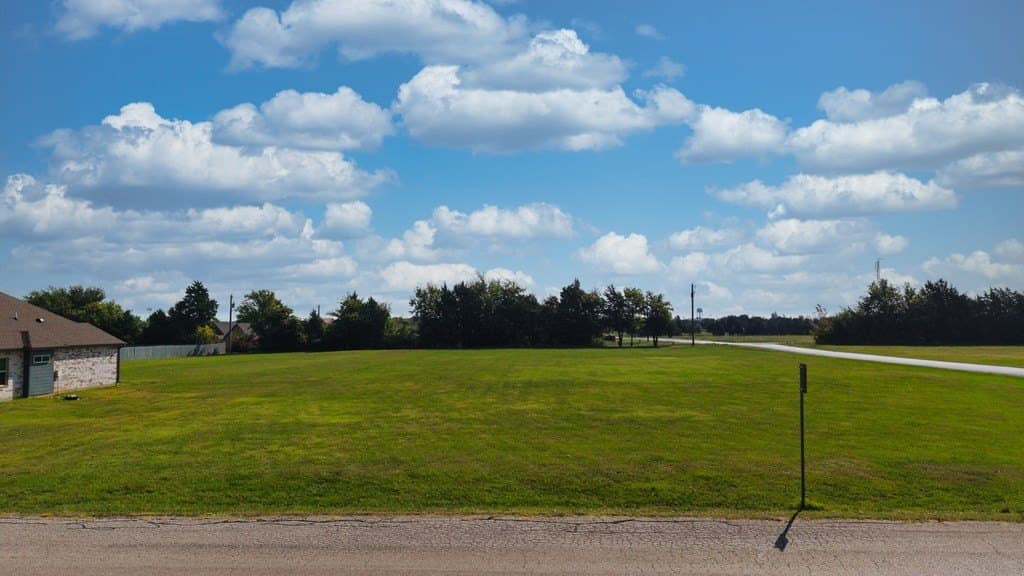 1 acres in Henderson County - photo 15
