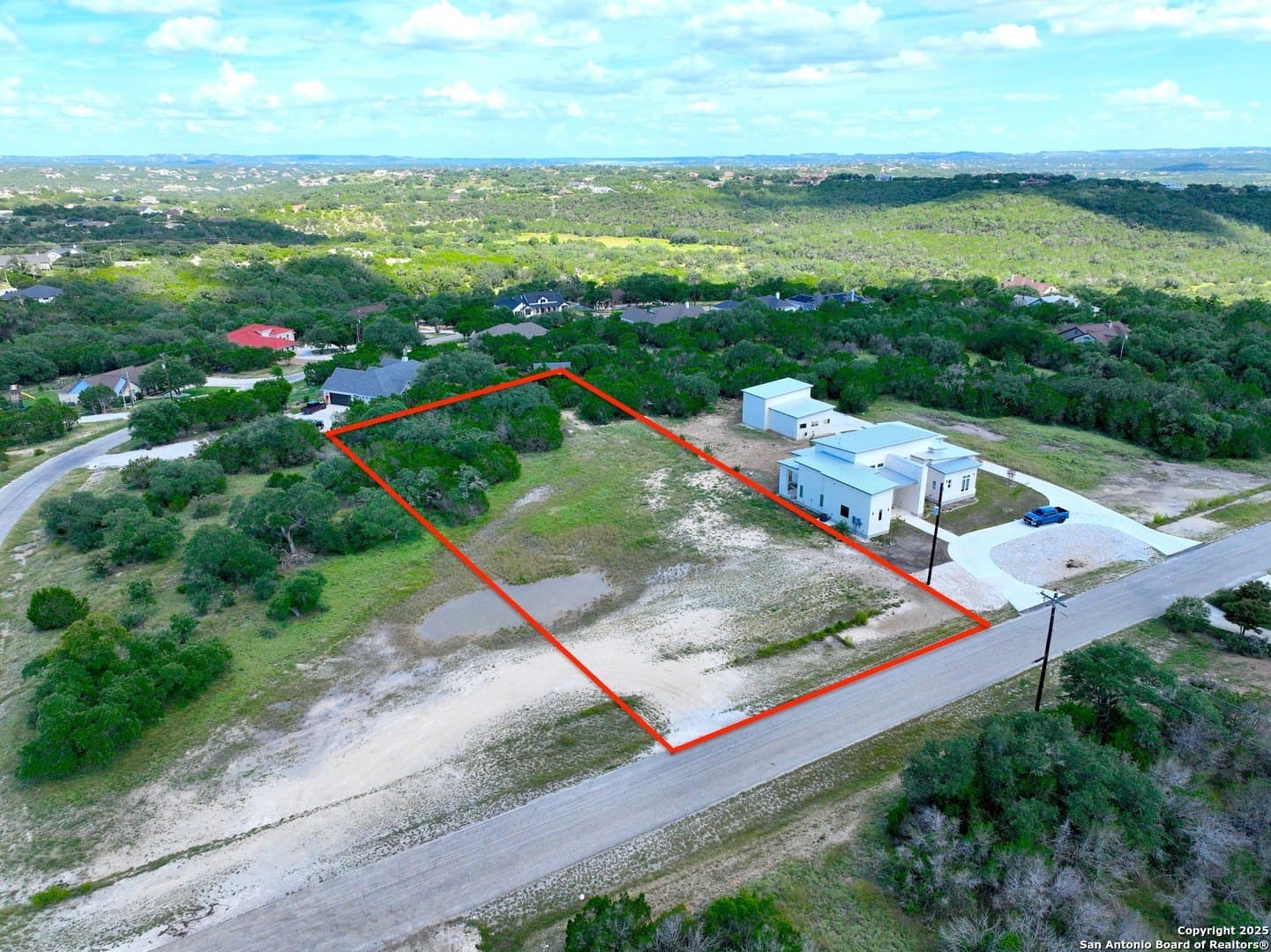 1.02 acres in Comal County - photo 4