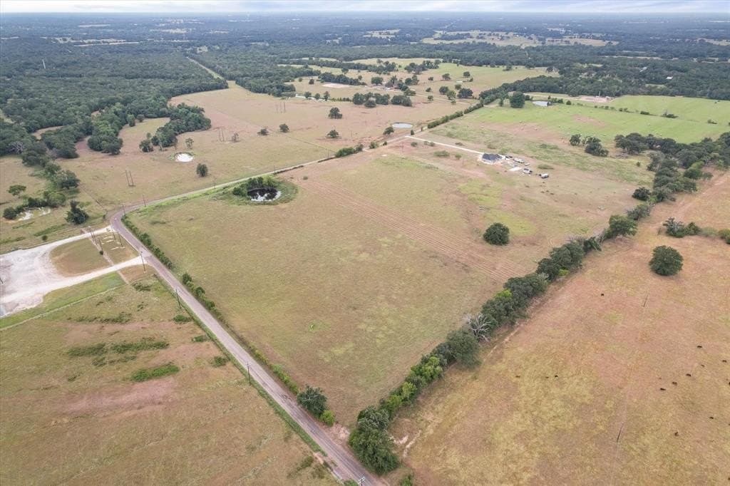 10 acres in Freestone County - photo 9