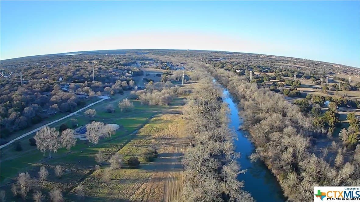 10 acres in Bell County - photo 8