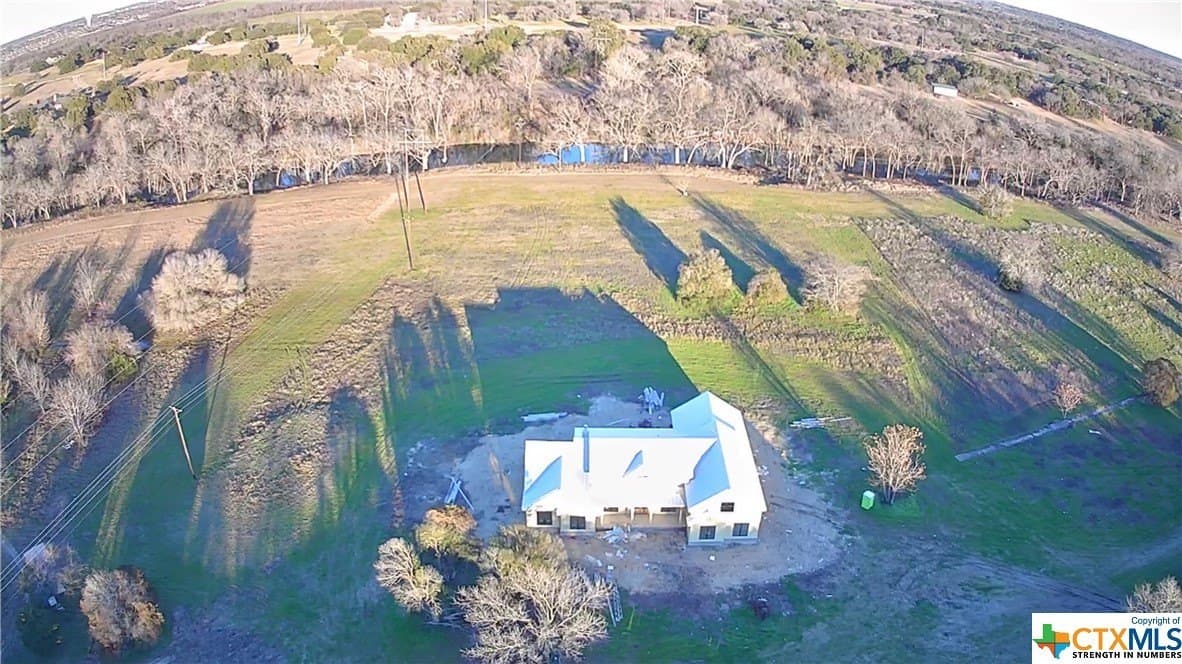 10 acres in Bell County - photo 5