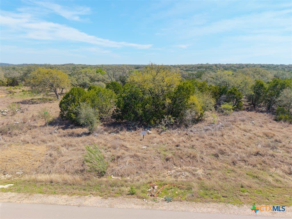 1.34 acres in Comal County - photo 3