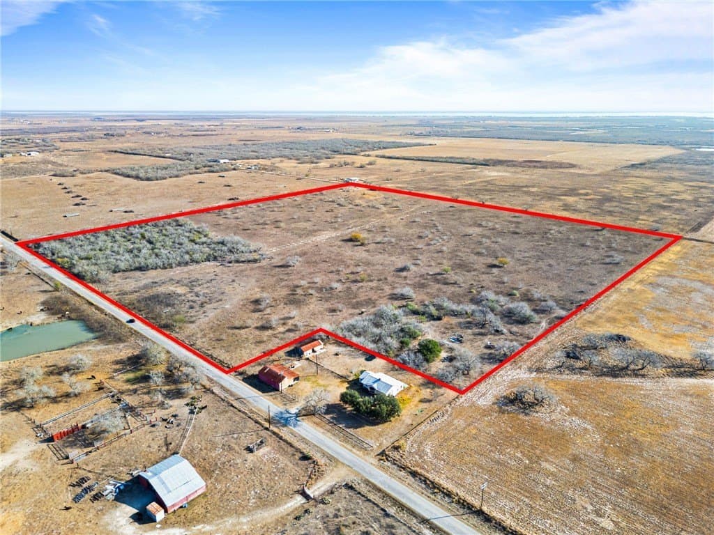 38.76 acres in Kleberg County - photo 3