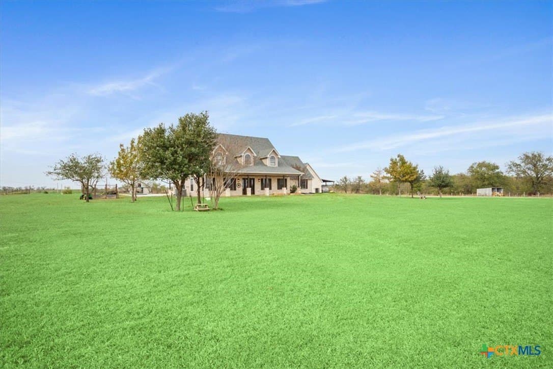 42.13 acres in Bell County - photo 3