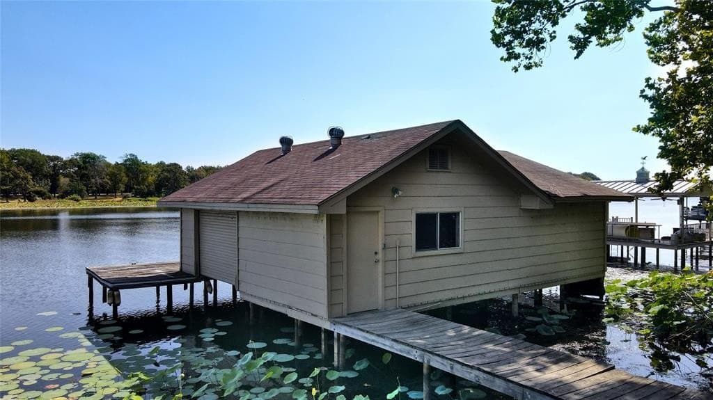 0.56 acres in Henderson County - photo 10