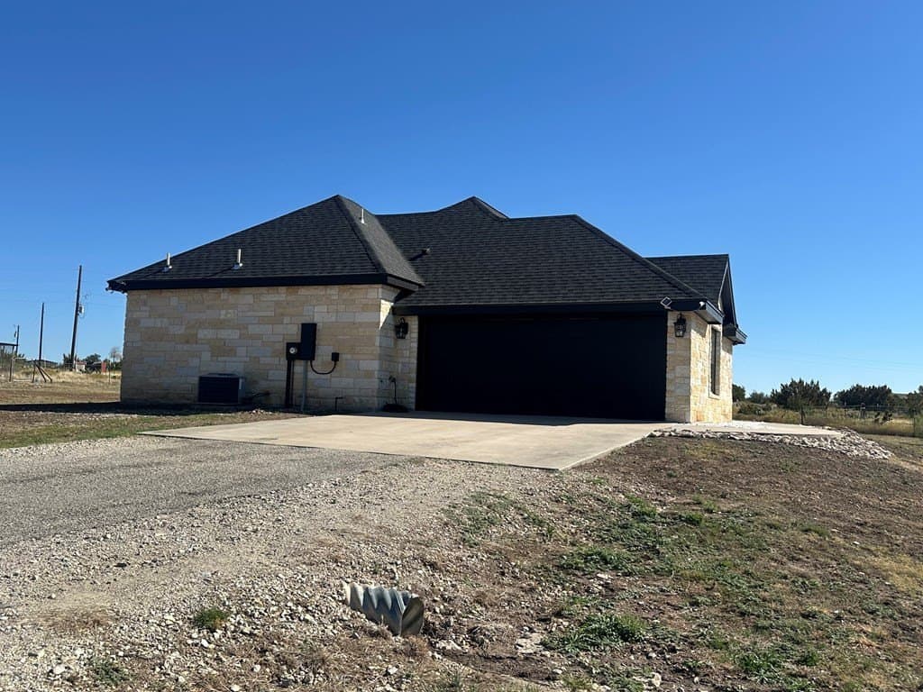 10 acres in Tom Green County - photo 5