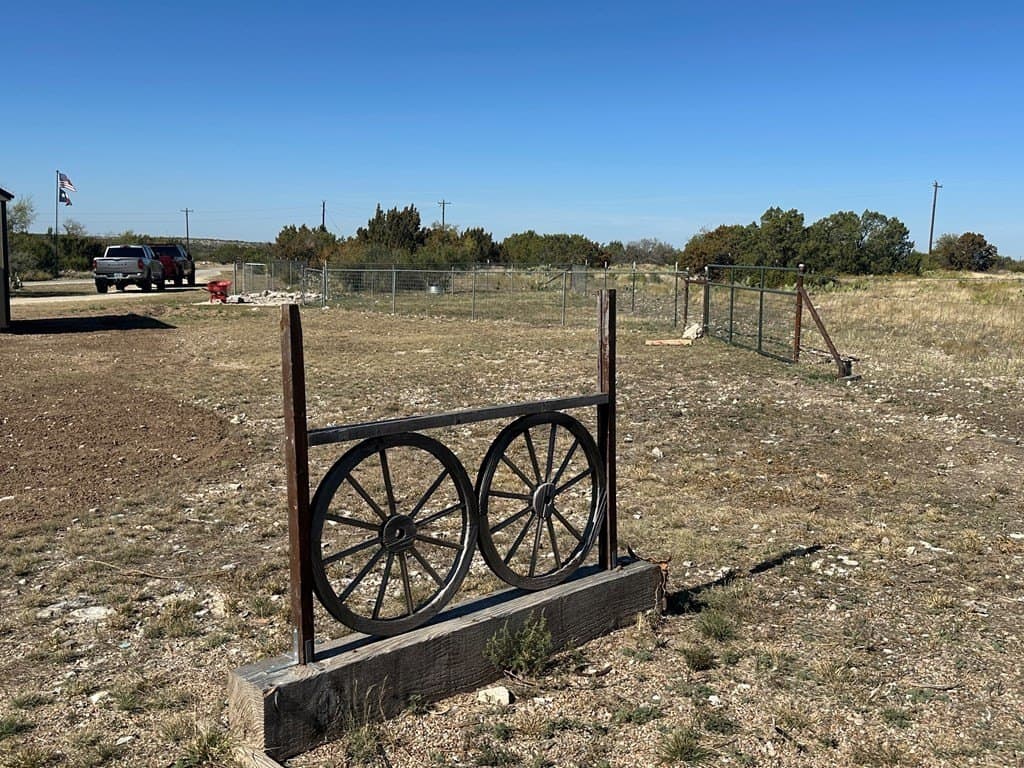 10 acres in Tom Green County - photo 32