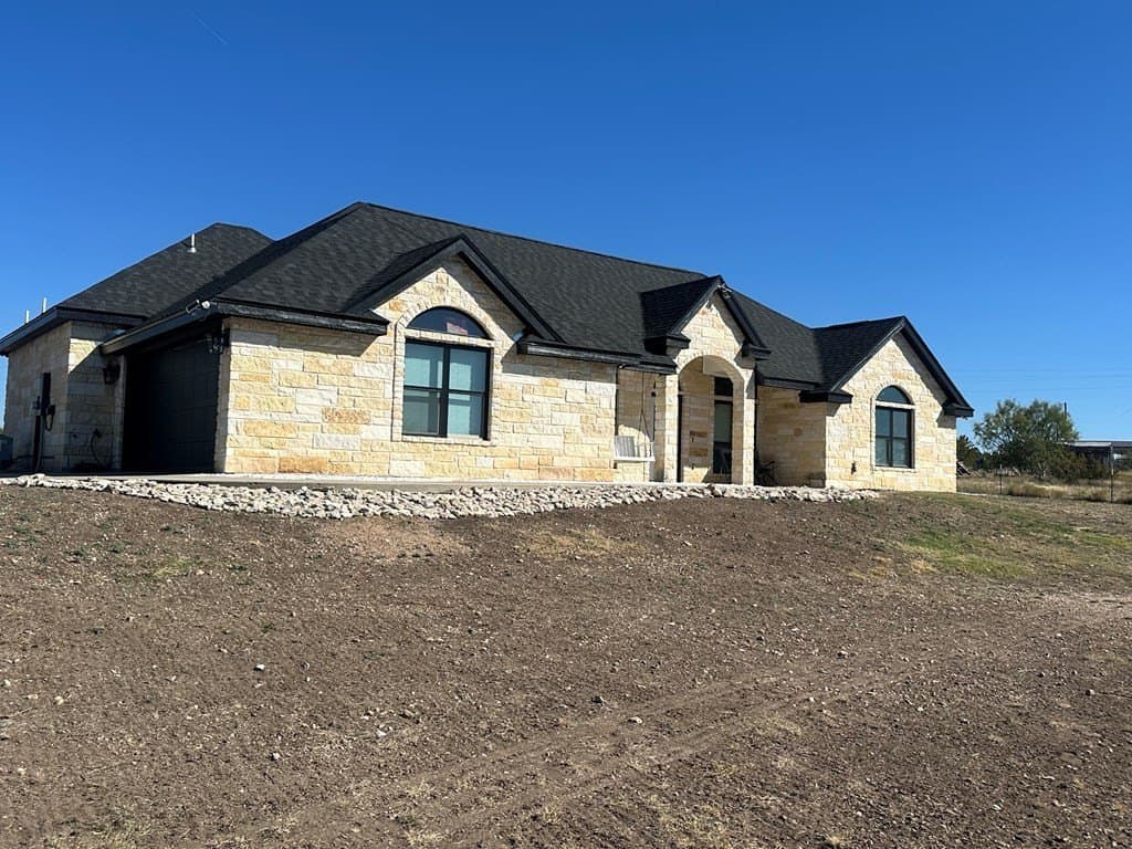 10 acres in Tom Green County - photo 3