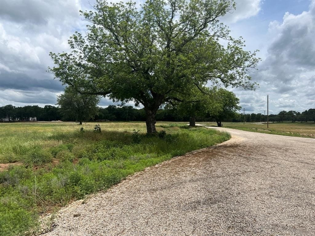 5.05 acres in Palo Pinto County - photo 4