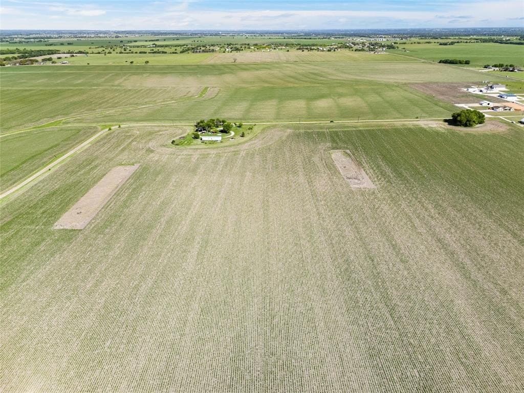 11.77 acres in McLennan County - photo 5
