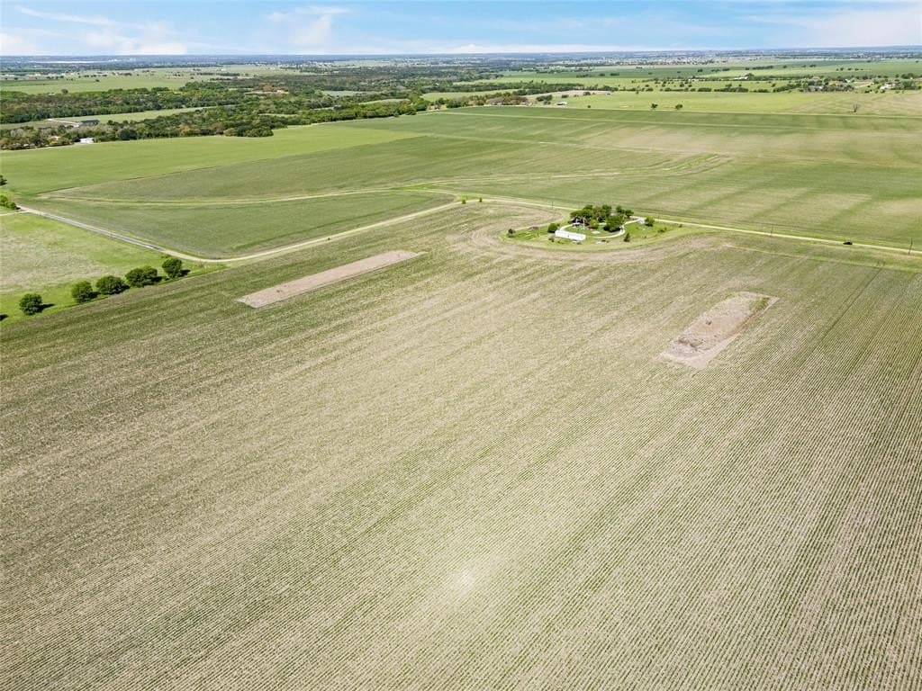 11.77 acres in McLennan County - photo 6
