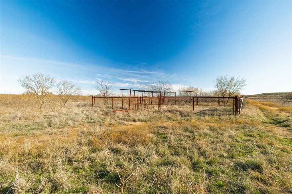 160 acres in Stephens County - photo 32