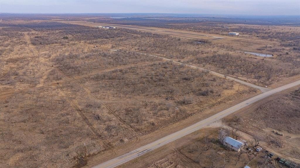 7.77 acres in Shackelford County - photo 5