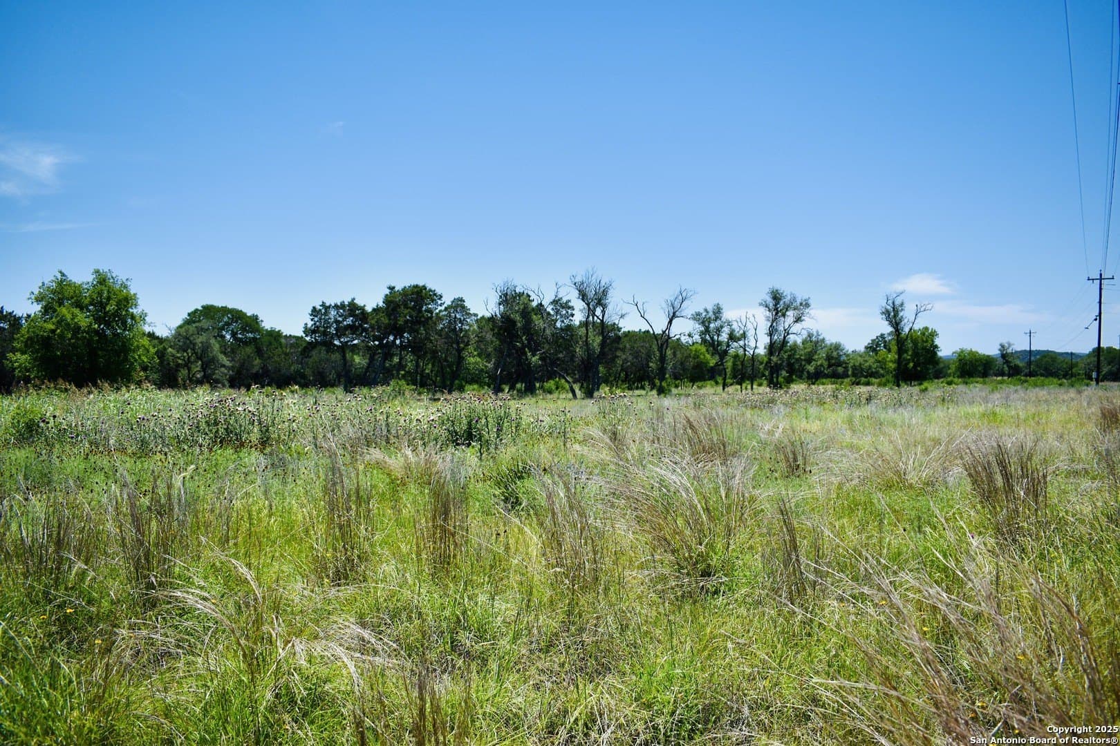 5.06 acres in Bandera County - photo 5
