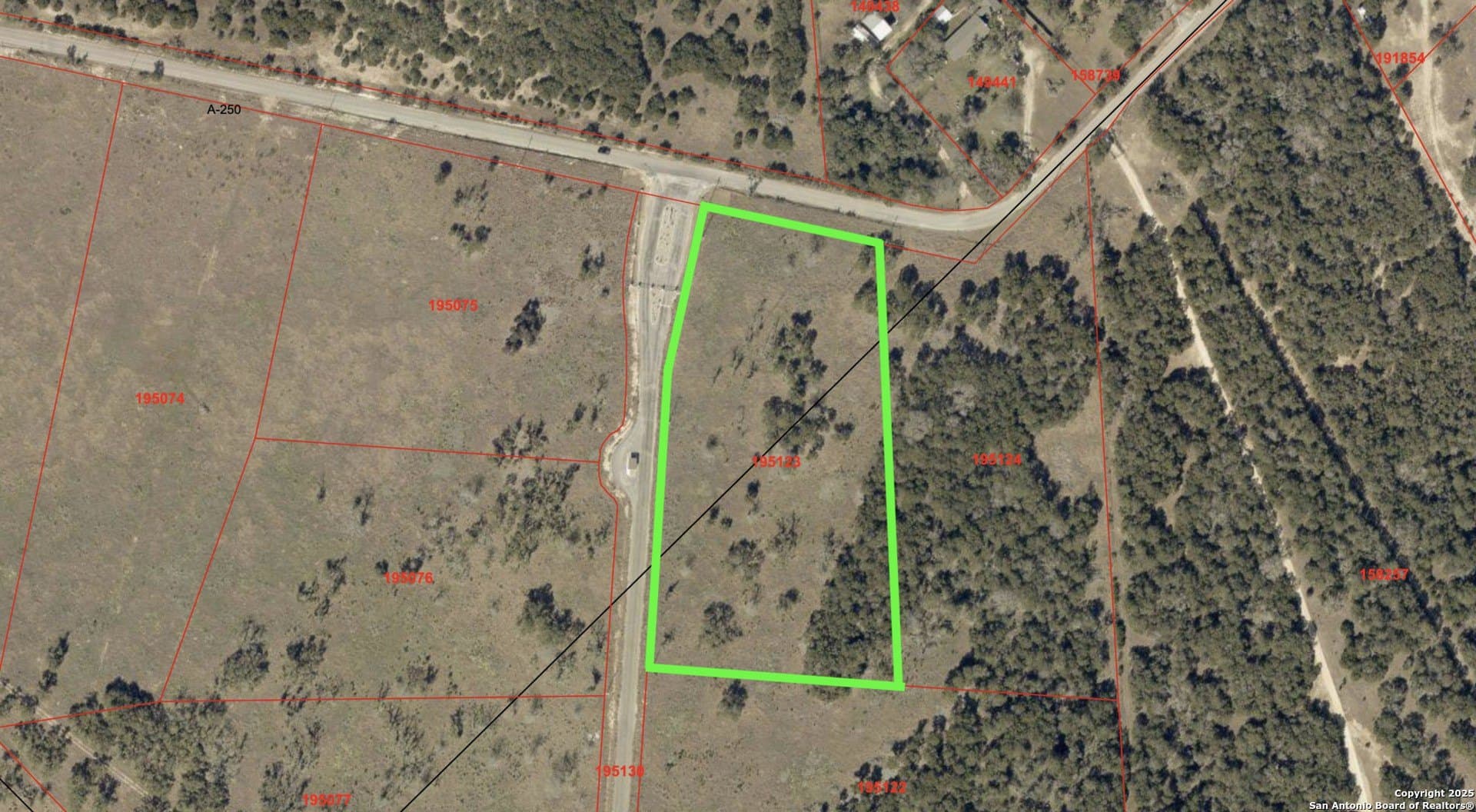 5.06 acres in Bandera County - photo 3