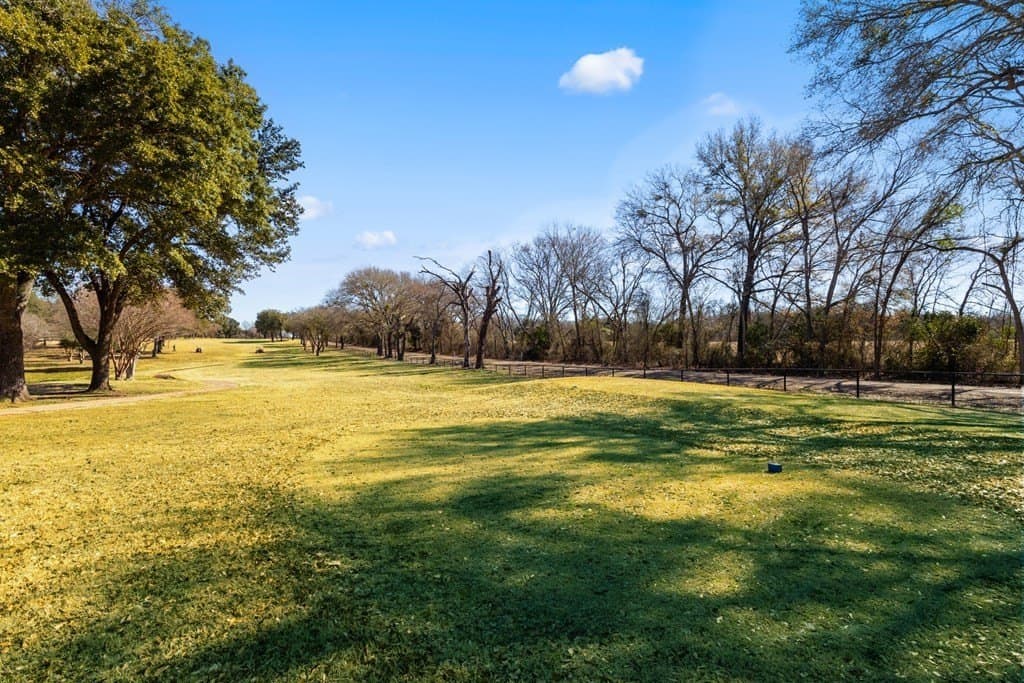 140 acres in Kaufman County - photo 42