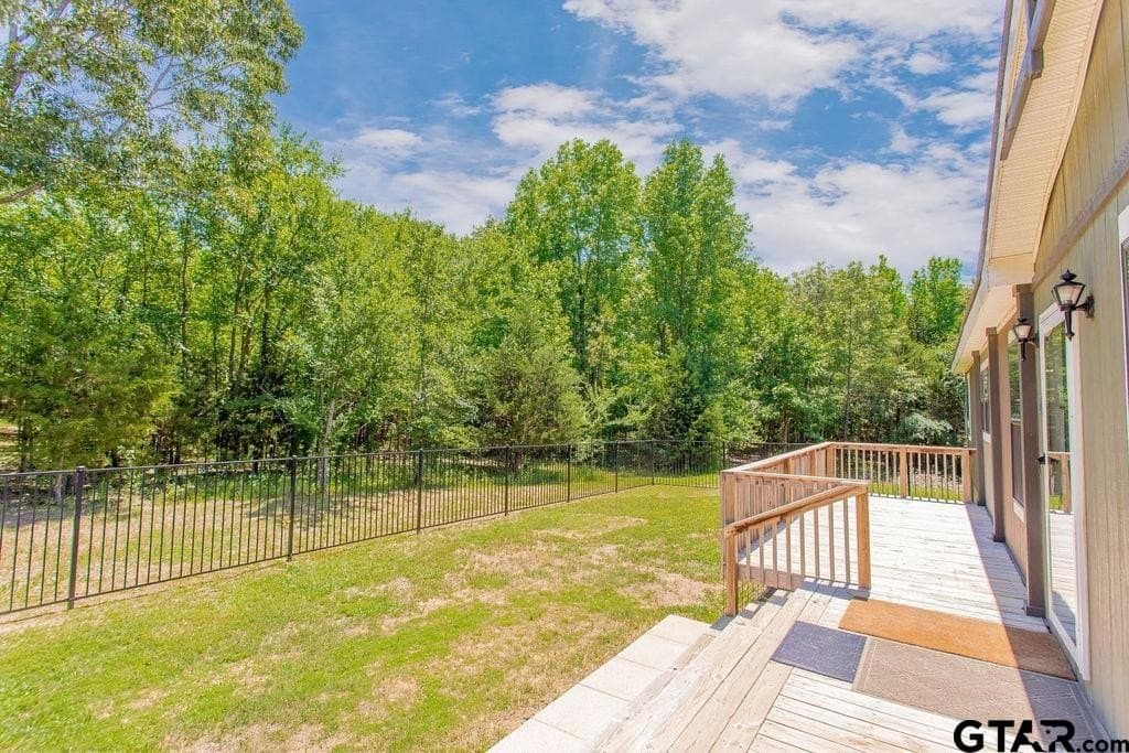 10 acres in Smith County - photo 11
