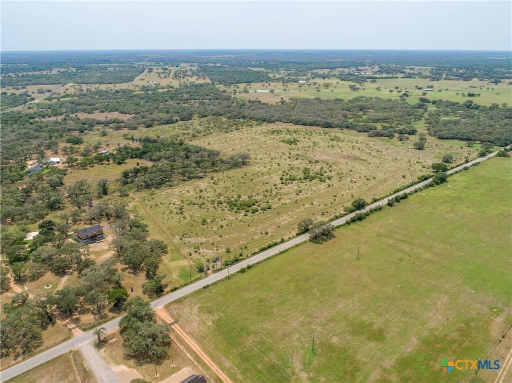40.82 acres in DeWitt County - photo 3