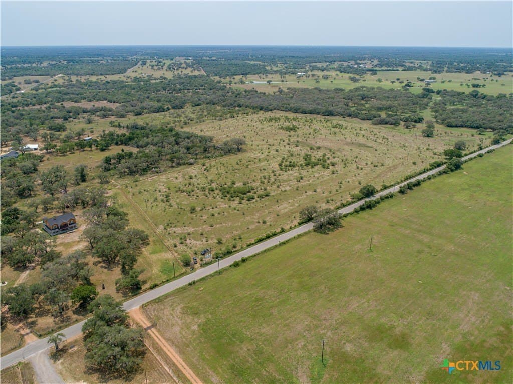 40.82 acres in DeWitt County - photo 5