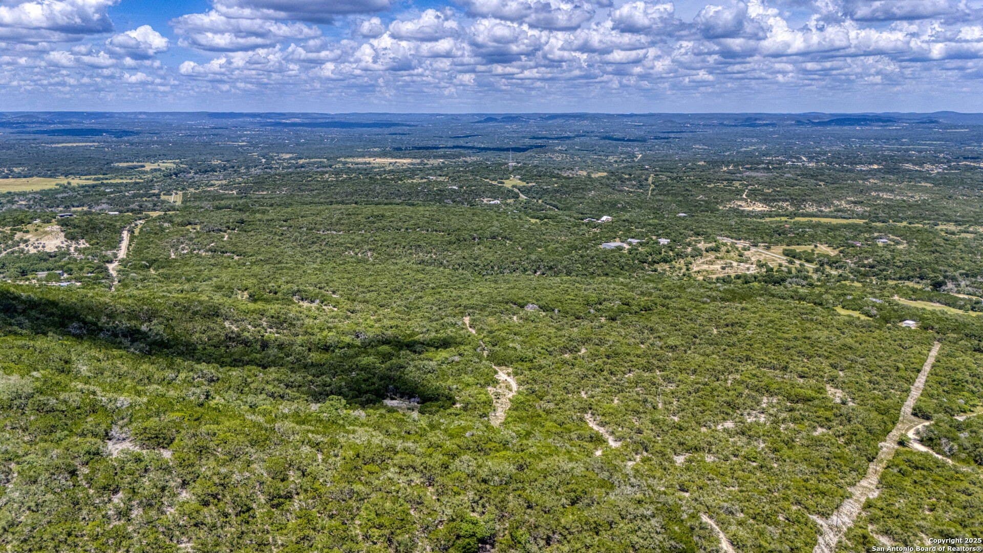 417 acres in Bandera County - photo 40