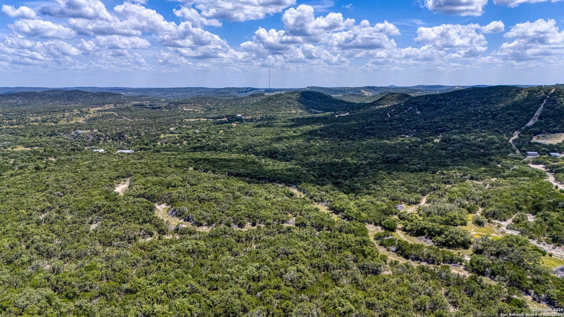 417 acres in Bandera County - photo 34