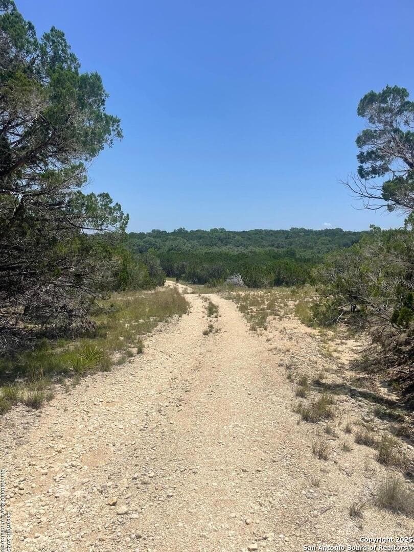 417 acres in Bandera County - photo 20