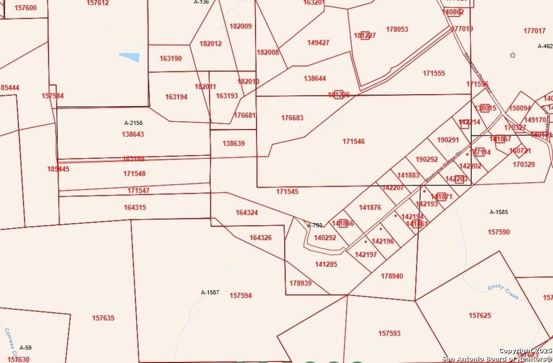417 acres in Bandera County - photo 27