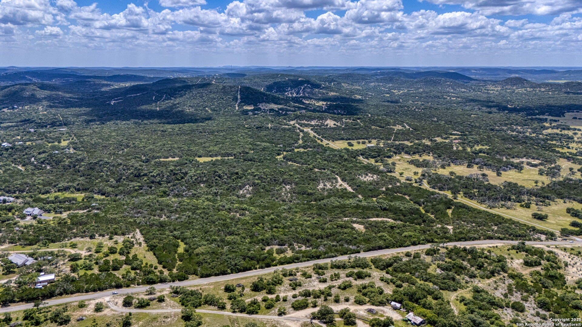 417 acres in Bandera County - photo 6