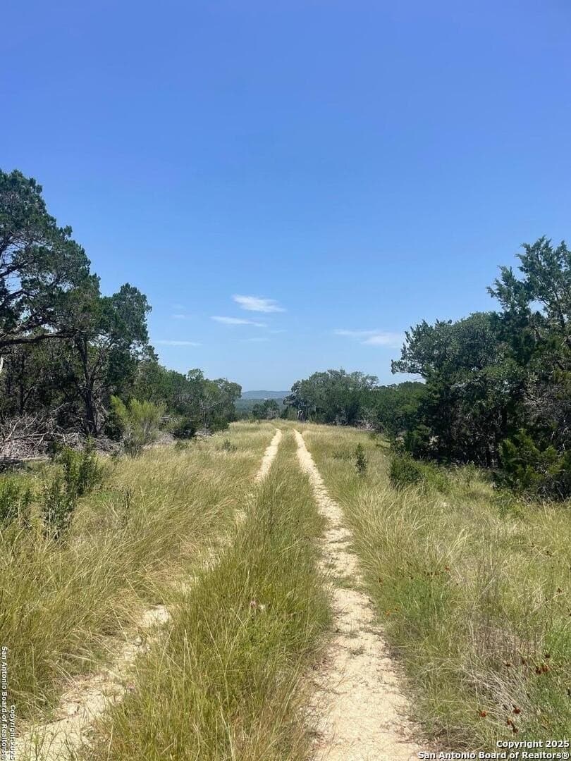 417 acres in Bandera County - photo 23