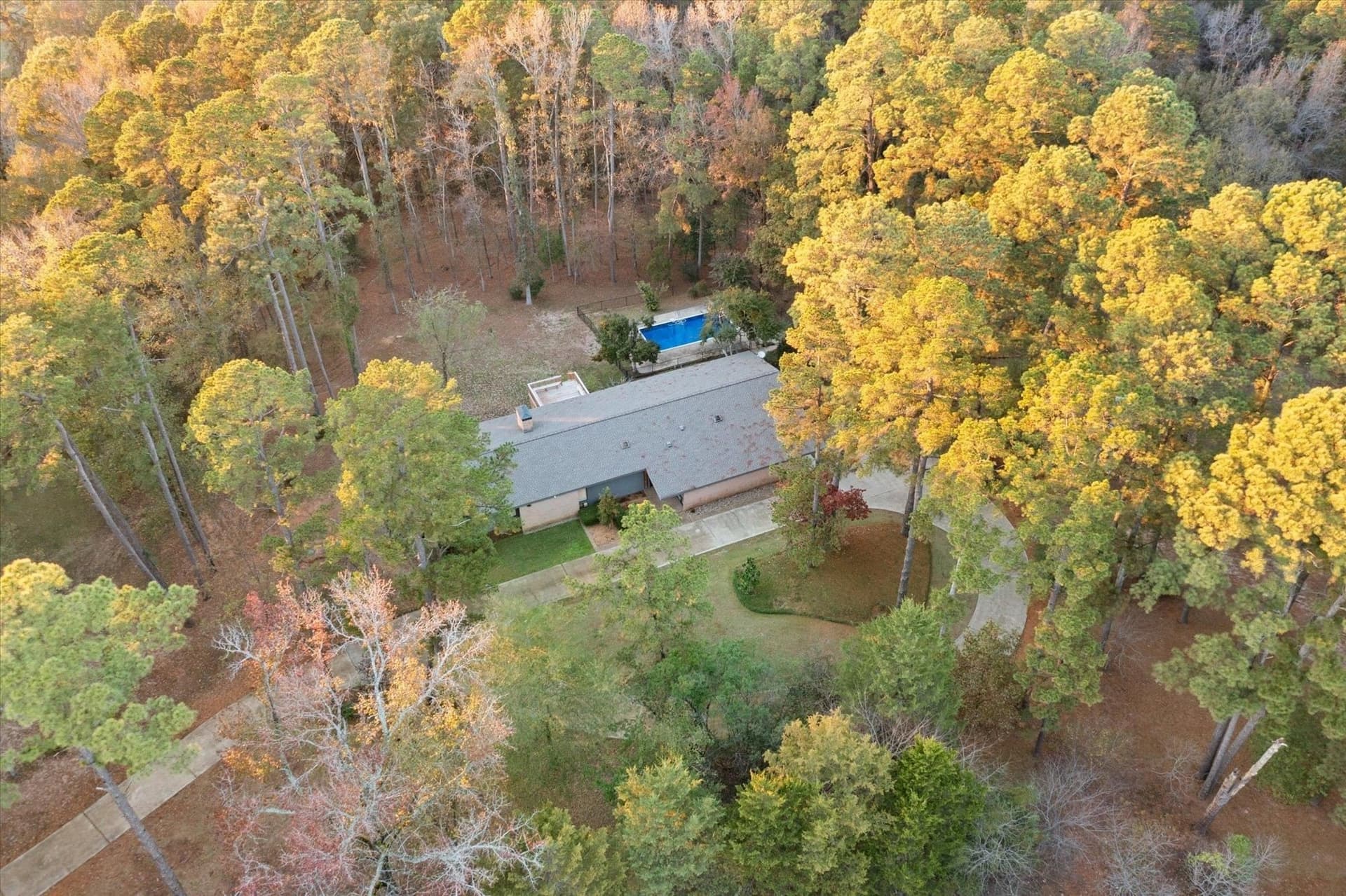18.77 acres in Gregg County - photo 4