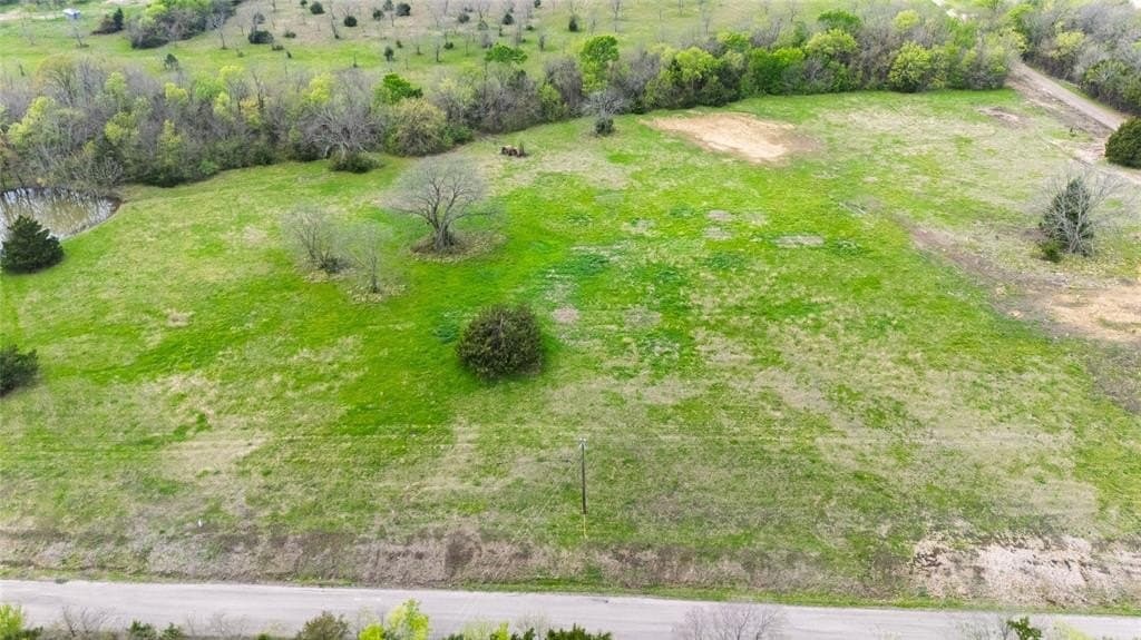 1.66 acres in Hunt County - photo 10