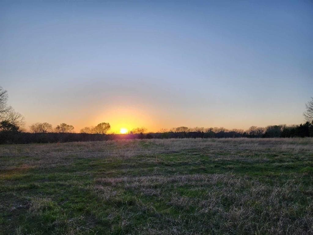 1.66 acres in Hunt County - photo 25