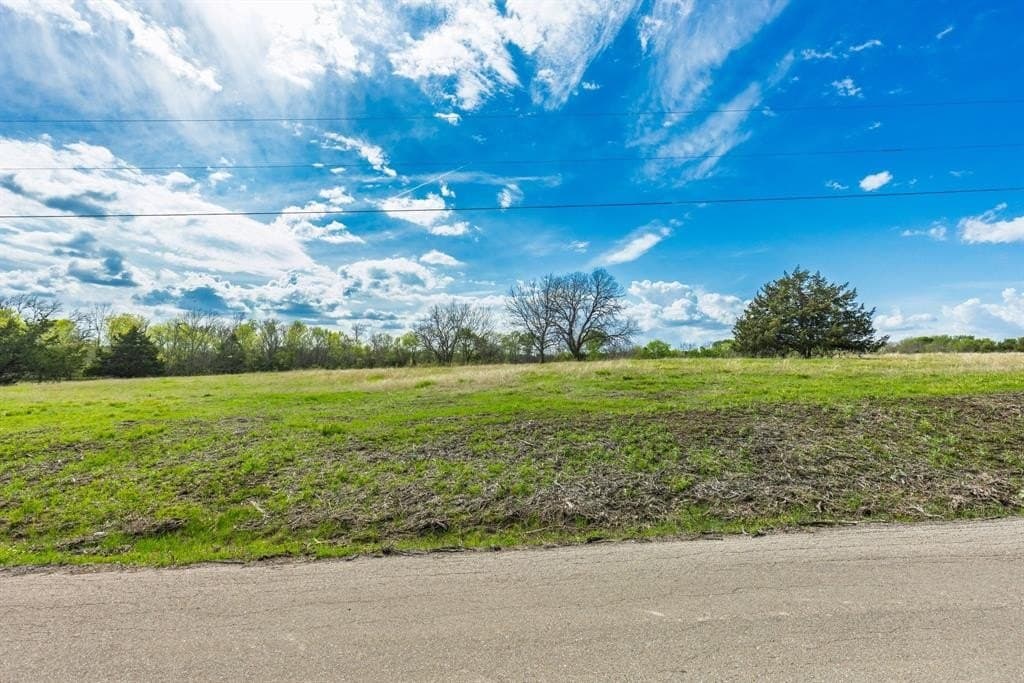 1.66 acres in Hunt County - photo 7
