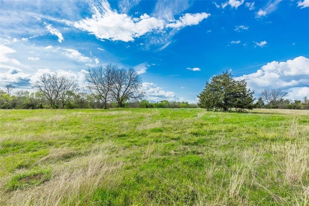 1.66 acres in Hunt County - photo 5