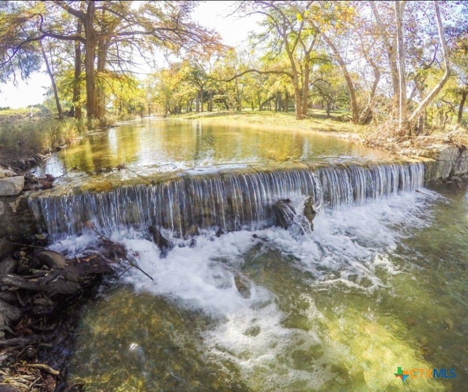 0.53 acres in Comal County - photo 19