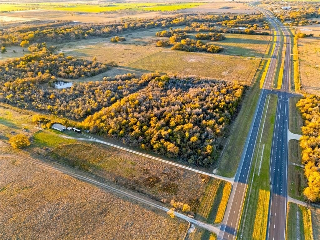 14+/- Commercial Hwy 6 Highway