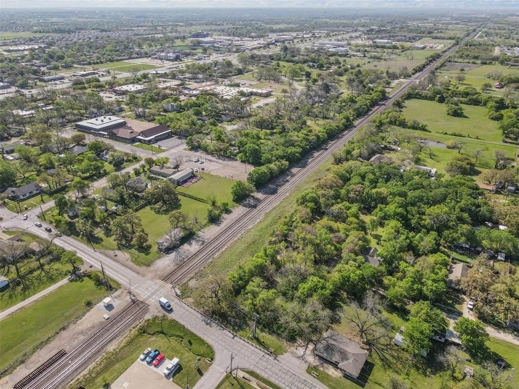 0.32 acres in Johnson County - photo 4