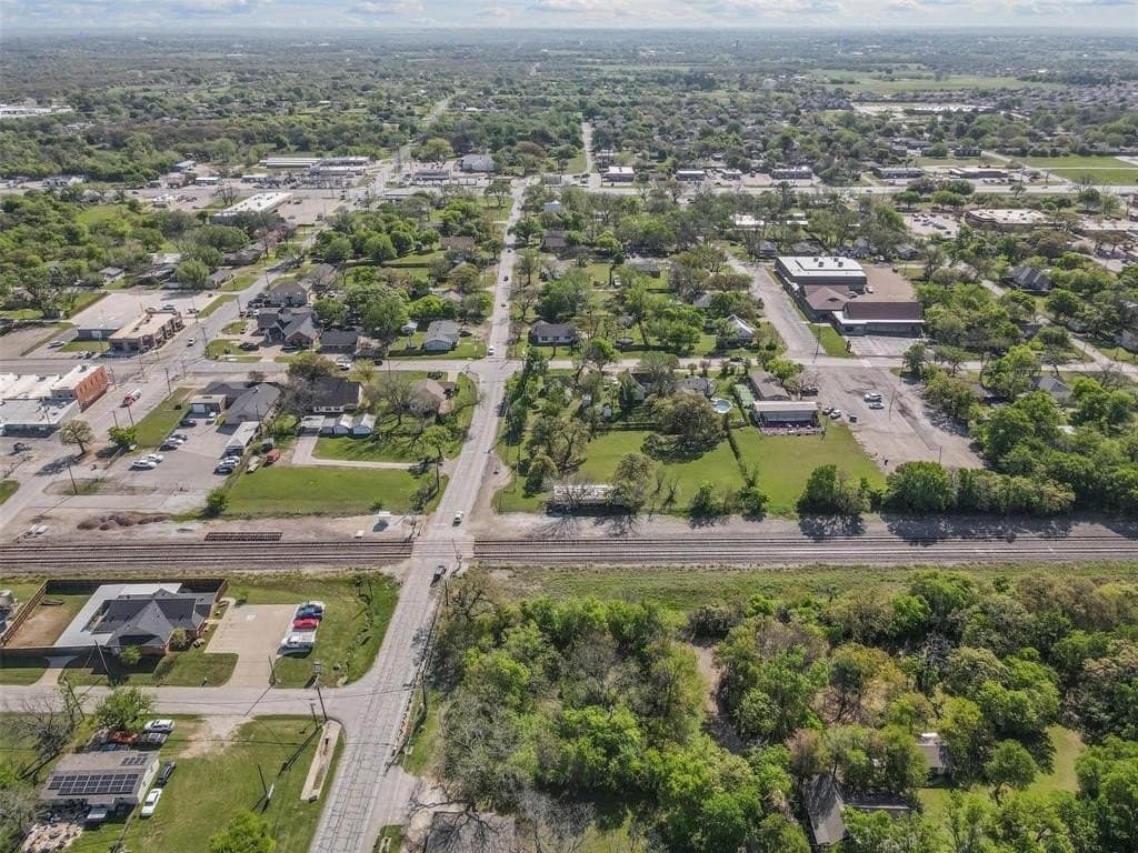 0.32 acres in Johnson County - photo 5