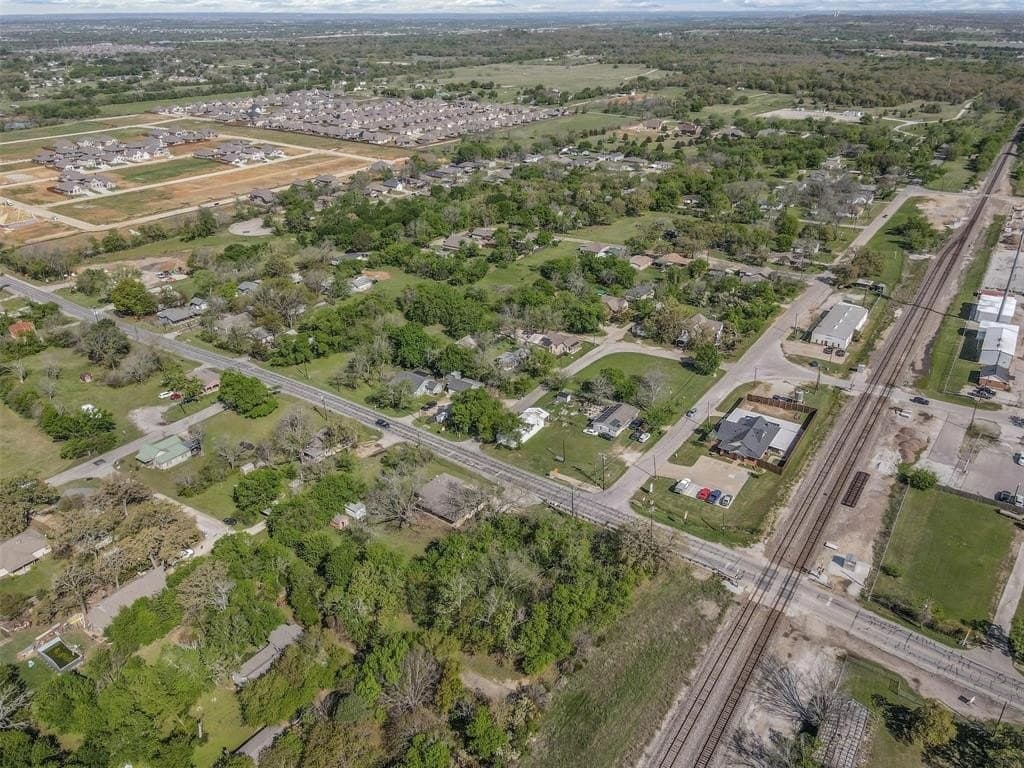 0.32 acres in Johnson County - photo 8